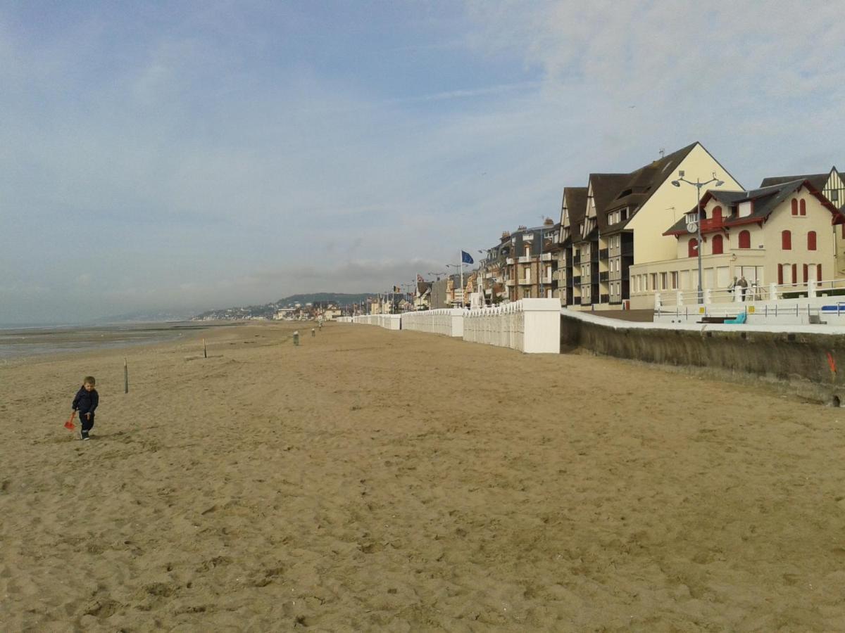 Cottage Duplex Villers Sur Mer 150 M De La Plage Exterior photo
